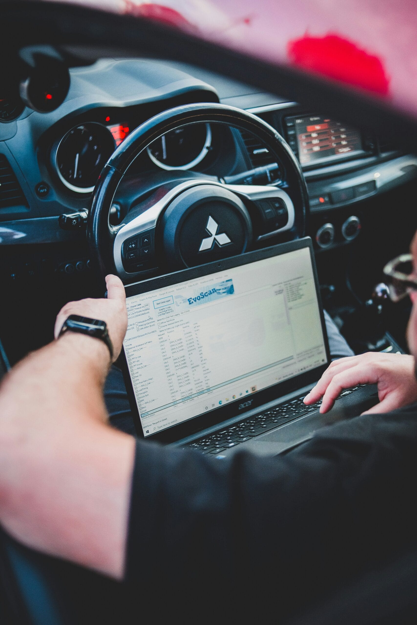 erik-mclean-hEELt_9YdiU-unsplash - speedXperts